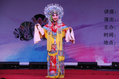 呼玉山院長、許鴻昌館長、陳平教授與現(xiàn)場觀眾互動(dòng)交流