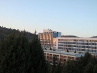 云南經(jīng)貿(mào)外事職業(yè)師范學(xué)院2023年學(xué)費(fèi)、收費(fèi)多少