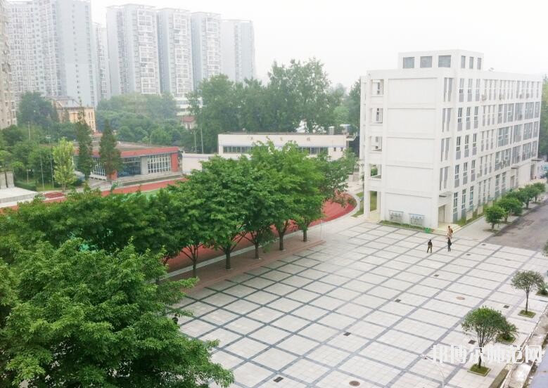 成都洞子口職業(yè)幼兒師范高級中學(xué)2018年報名條件、招生對象