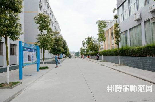 蒼溪縣幼兒師范職業(yè)高級中學怎么樣、好不好