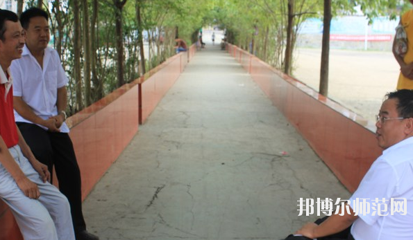 德江縣民族幼兒師范職業(yè)技術(shù)學(xué)院2020年報(bào)名條件、招生要求、招生對象 
