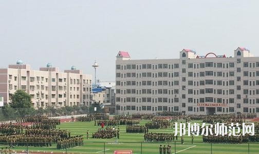 四川弘博中等專業(yè)幼兒師范學(xué)校2020年報名條件、招生要求、招生對象