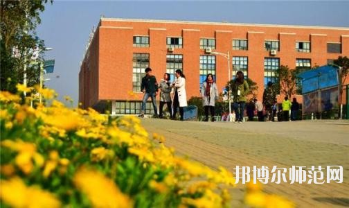 四川五月花專修師范學(xué)院2020年報(bào)名條件、招生要求、招生對(duì)象