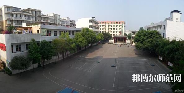 天府新區(qū)成人中等專業(yè)幼兒師范學(xué)校2020年報名條件、招生要求、招生對象