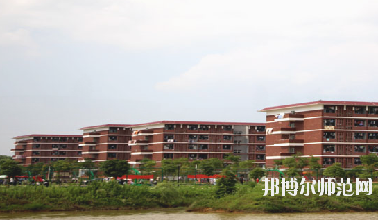 江西2020年讀幼師學(xué)?？梢钥即髮W(xué)嗎