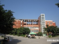 昆明2021年中專幼師學(xué)?？梢钥即髮? /><b>昆明2021年中專幼師學(xué)校可以考大專嗎</b><span>2020-12-17 10:48</span><p>中專幼師學(xué)?？梢钥即髮?初中畢業(yè)后，很多同學(xué)由于許多方面的原因沒有選擇就讀高中，而是選擇了就讀職業(yè)院校，而在職業(yè)院校中</p></a></li>
            <li><a href=
