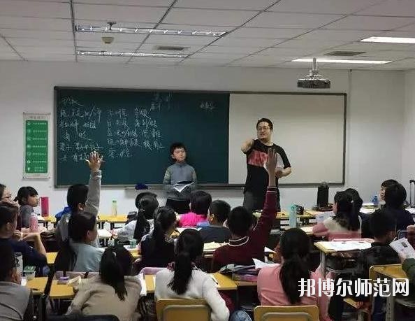 廣東2020年幼師學(xué)校好還是大專(zhuān)好