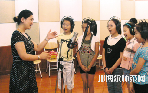 貴陽(yáng)2020年女生上幼師學(xué)校學(xué)什么專(zhuān)業(yè)好