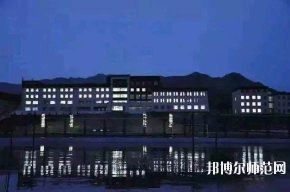 呼和浩特職業(yè)師范學(xué)院東校區(qū)2021年報(bào)名條件、招生要求、招生對象