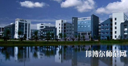 廣西師范大學(xué)漓江學(xué)院2021年報(bào)名條件、招生要求、招生對象
