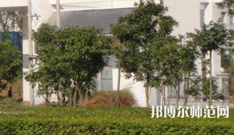 信陽職業(yè)技術師范學院2023年有哪些專業(yè)
