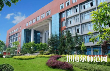 重慶科技師范學(xué)院2023年報名條件、招生要求、招生對象 