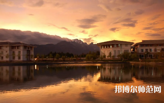 云南大學(xué)旅游文化師范學(xué)院2023年報名條件、招生要求、招生對象