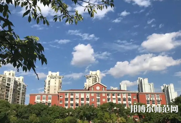 上海大學(xué)師范學(xué)院延長校區(qū)2023年報名條件、招生要求、招生對象