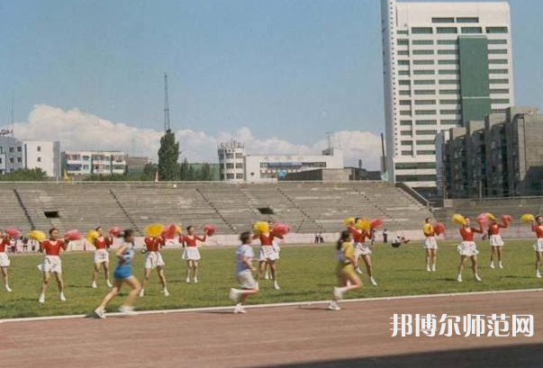 烏魯木齊職業(yè)師范大學(xué)2023年報(bào)名條件、招生要求、招生對象