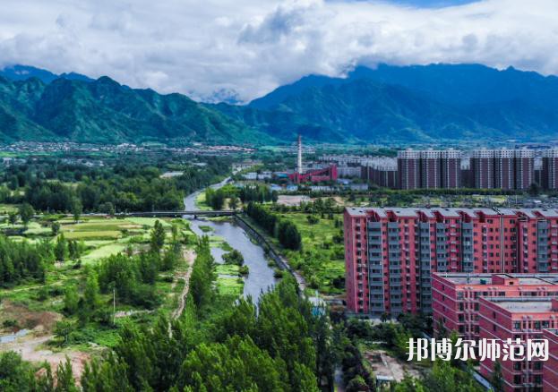 西安城市建設(shè)師范職業(yè)學(xué)院2023年報(bào)名條件、招生要求、招生對(duì)象