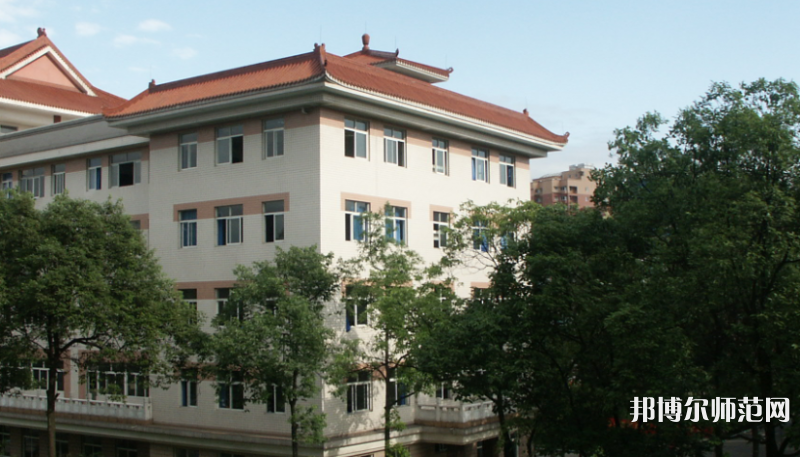 西南民族師范大學武侯校區(qū)歷年招生錄取分數線