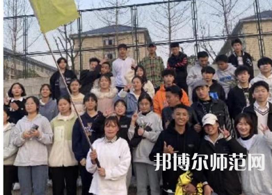 達(dá)州職業(yè)技術(shù)師范學(xué)院老校區(qū)2023年怎么樣、好不好
