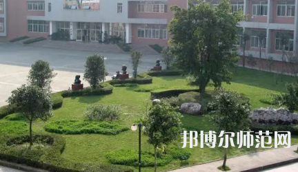 2023年成都莊園機(jī)電職業(yè)技術(shù)幼兒師范學(xué)校報(bào)名條件、招生對(duì)象