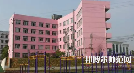 2023年達(dá)州高級(jí)技工幼兒師范學(xué)校報(bào)名條件、招生對(duì)象