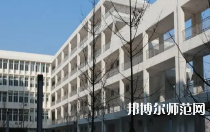 2023年成都信息技術(shù)幼兒師范學(xué)校報(bào)名條件、招生對(duì)象