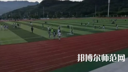 2023年云南師范大學(xué)附屬易門中學(xué)報(bào)名條件、招生對(duì)象