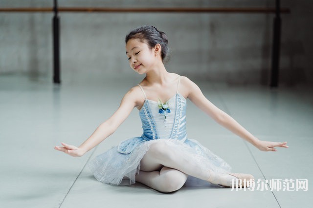 云南工業(yè)幼兒師范高級(jí)技工學(xué)校介紹、地址